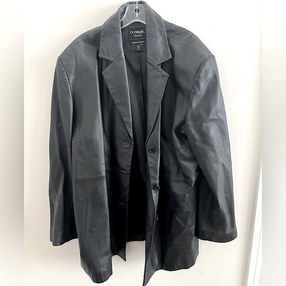 Outbrook women’s black leather jacket